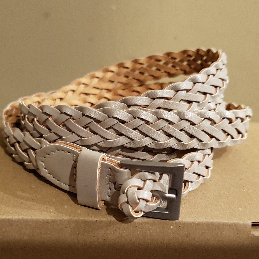 Tan belt